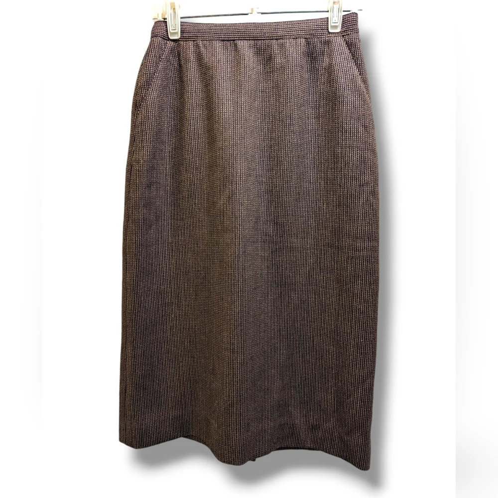 Jones New York+Neiman Marcus Brown Vintage Wool Pencil Skirt- (tag size 12)
